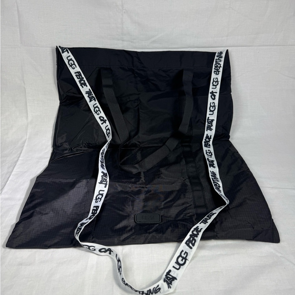 UGG Packable Ripstop Tote Bag